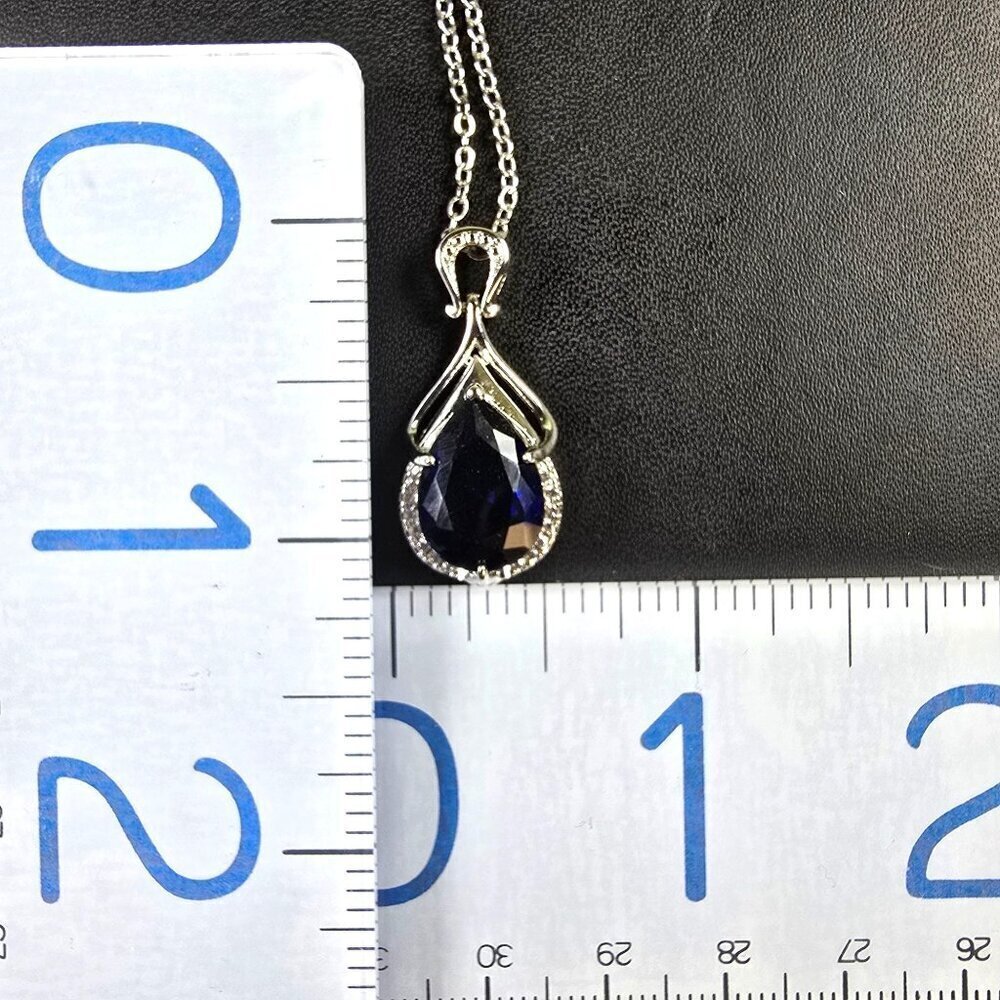 Sapphire Crystal Teardrop Pendant 17.5" Necklace With Horseshoe Bail (NWOT) - Picture 4 of 5